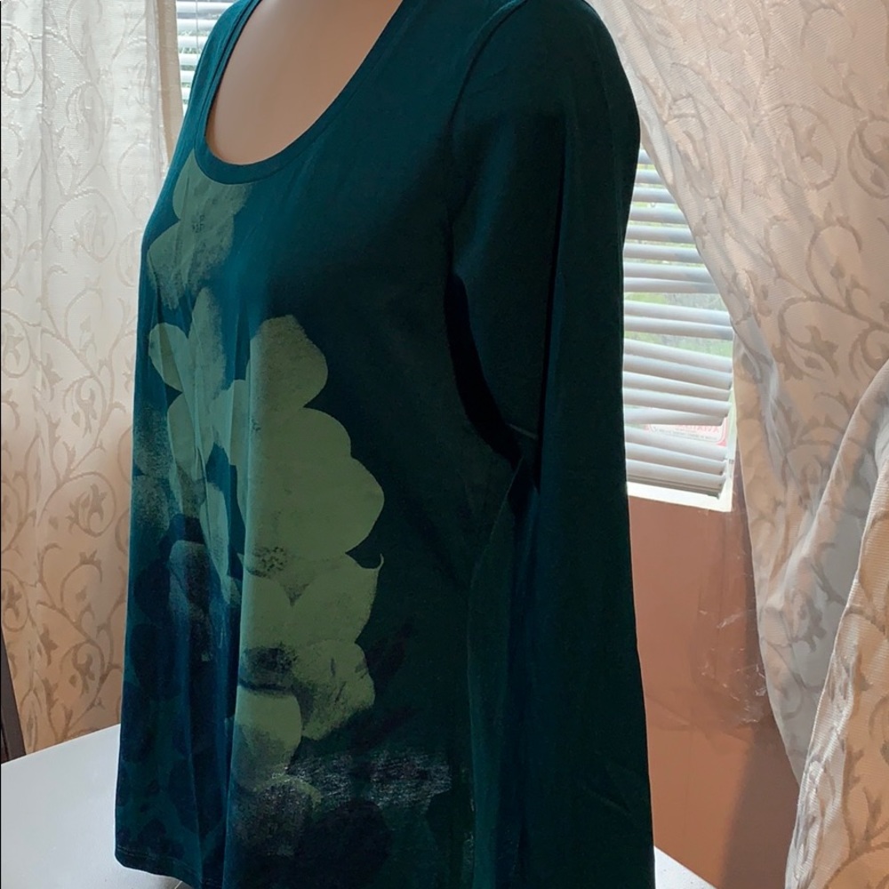 Ricki’s long sleeve tee shirt floral design - Picture 3 of 8